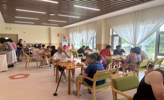 2024年8月10日，养老公司“亲亲邻里食堂”盛大开业_副本.jpg