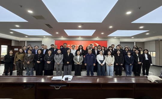2024年10月18日，集团党委联合长发担保党支部参加了由朝阳区党群服务中心开展的“传承革命精神 赓续红色血脉”公益党课_副本.jpg
