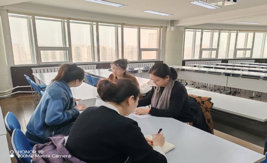 2.朝阳区总工会工资协商指导员及湖西街道工会工作人员到访888电子官网集团（图片左下角水印p掉）_副本.jpg