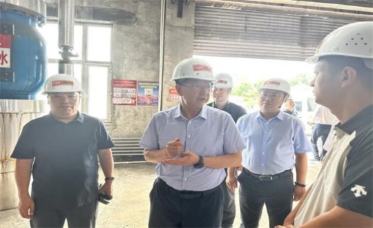 6.1伊通满族自治县县委书记孙立阳一行领导莅临888电子官网供热总公司伊通供热分公司第二热源厂开展调研(不够清晰,帮忙调整)_副本.jpg 6.1伊通满族自治县县委书记孙立阳一行领导莅临888电子官网供热总公司伊通供热分公司第二热源厂开展调研(不够清晰,帮忙调整)_副本.jpg