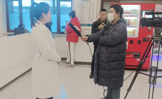 11.长春广播电视总台采访医疗公司护士长韩宇_副本.jpg 11.长春广播电视总台采访医疗公司护士长韩宇_副本.jpg