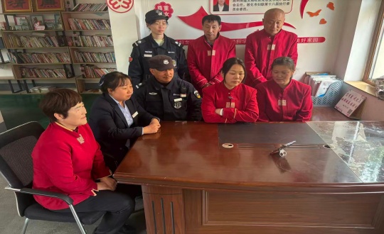7.物业总公司敦化项目组织员工收看专题视频_副本.jpg 7.物业总公司敦化项目组织员工收看专题视频_副本.jpg